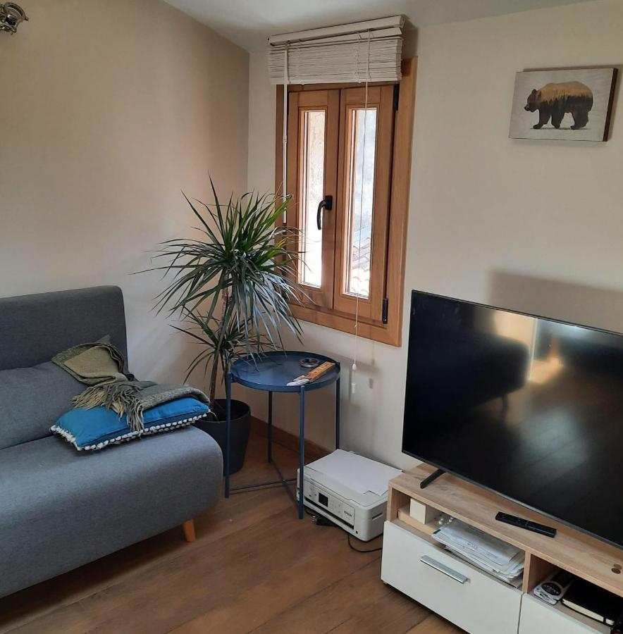Appartamento Renovated Fully Equipped Studio For 2 To 4 Pers La Ciotat Esterno foto