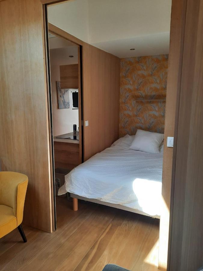 Appartamento Renovated Fully Equipped Studio For 2 To 4 Pers La Ciotat Esterno foto