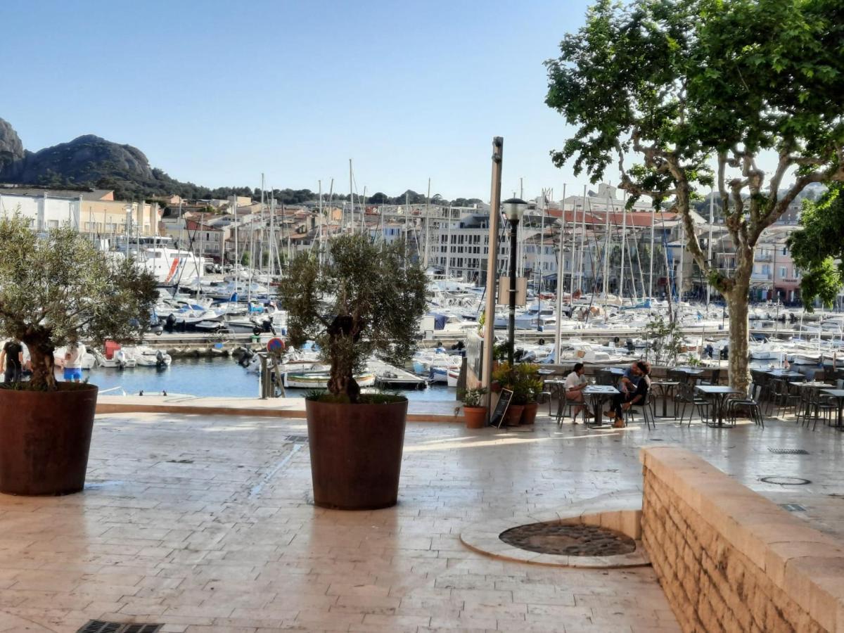 Appartamento Renovated Fully Equipped Studio For 2 To 4 Pers La Ciotat Esterno foto