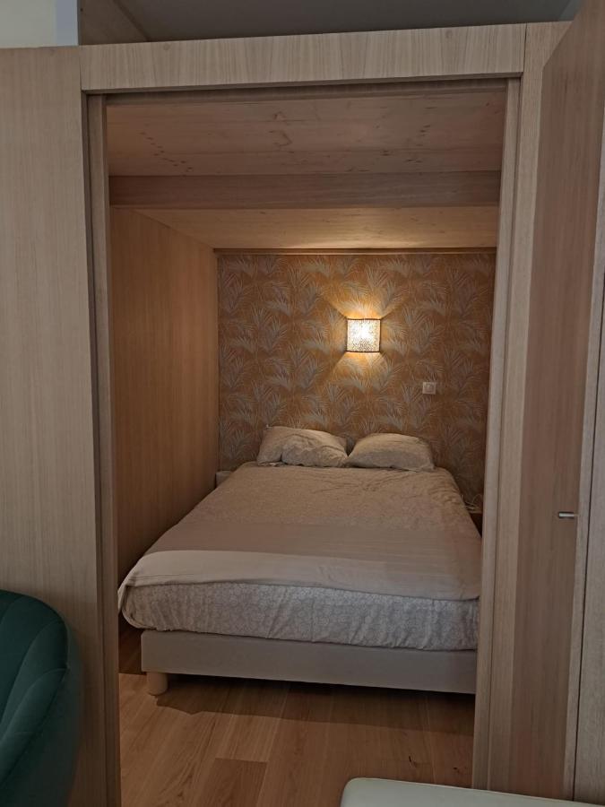 Appartamento Renovated Fully Equipped Studio For 2 To 4 Pers La Ciotat Esterno foto