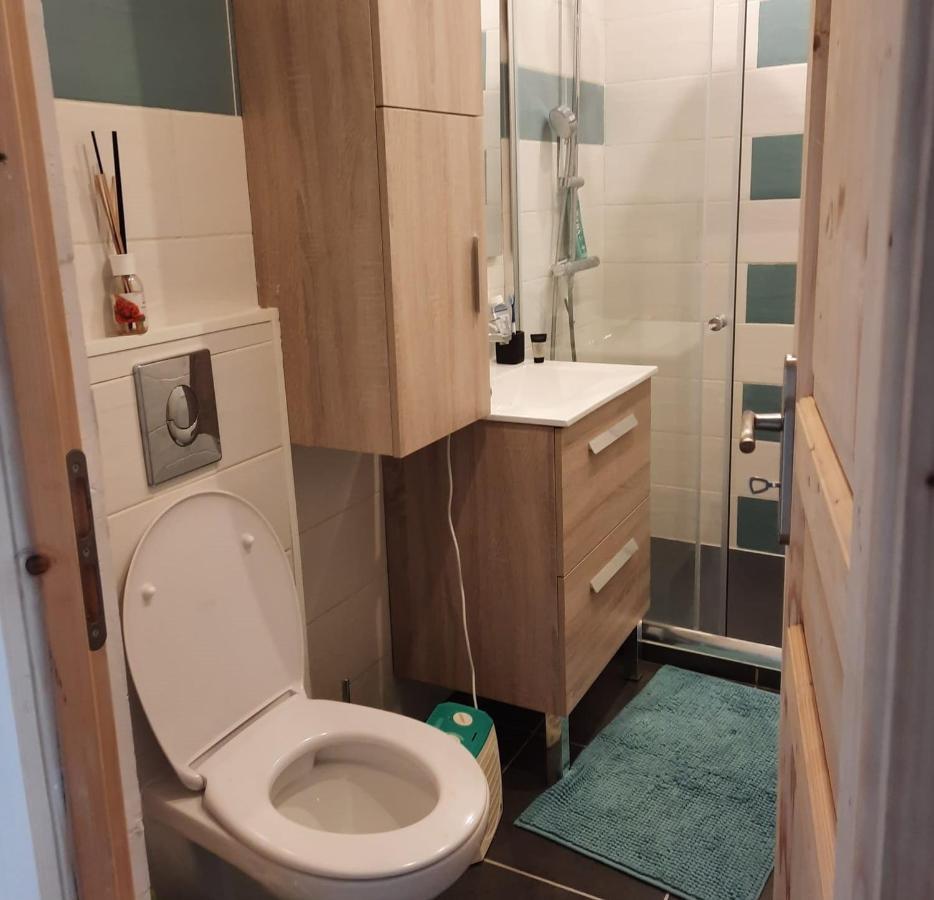 Appartamento Renovated Fully Equipped Studio For 2 To 4 Pers La Ciotat Esterno foto