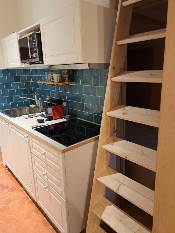 Appartamento Renovated Fully Equipped Studio For 2 To 4 Pers La Ciotat Esterno foto