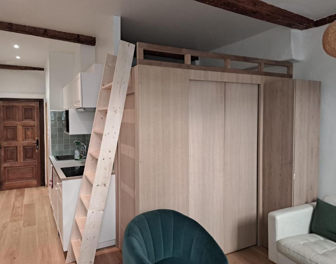 Appartamento Renovated Fully Equipped Studio For 2 To 4 Pers La Ciotat Esterno foto